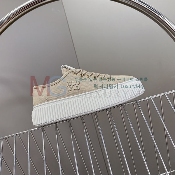 ���� �̿�̿� ����Ŀ�� MI3302884