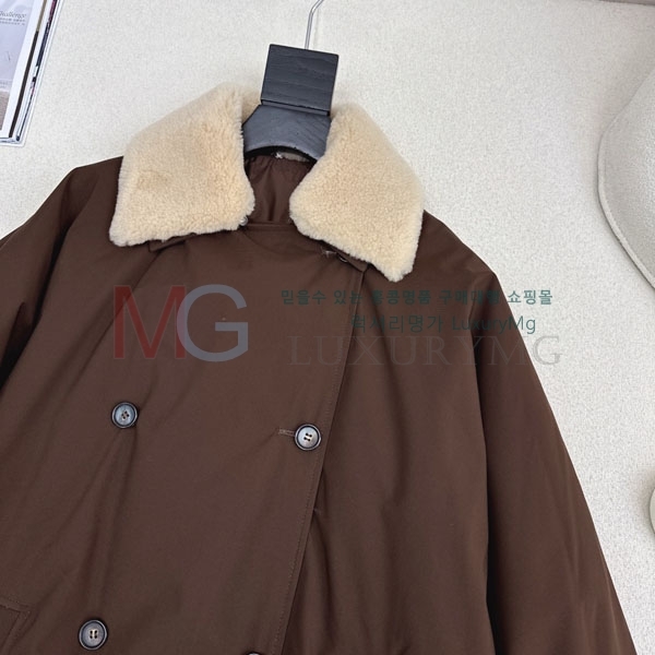 ���� ���ڷ� ��ġ�ڸ� �ٿ� �е� BC56568-5