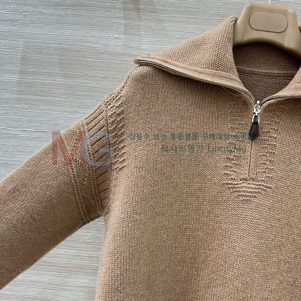 ���� �η�**�� ������ LP325677-14