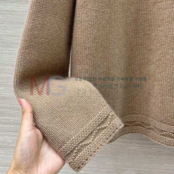 ���� �η�**�� ������ LP325677-14