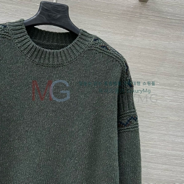 ���� �η�**�� ������ LP325677-15