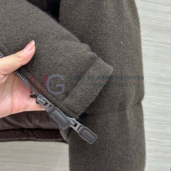 ���� �η�**�� �ٿ� �е� LP434205-2