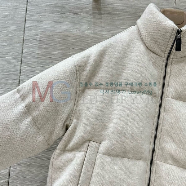 ���� �η�**�� �ٿ� �е� LP434205-3