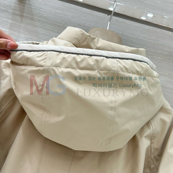 ���� ���ڷ� ��ġ�ڸ� �ٿ� �е� BC52343250-11