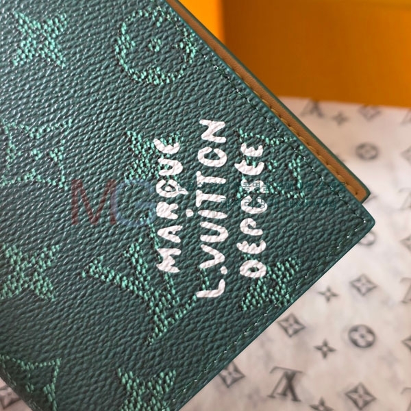 ���̺��� �н���Ʈ Ŀ�� �������� M26831-6