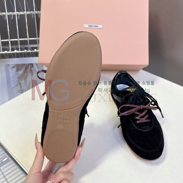 ���� �̿�̿� ����Ŀ�� MI3378924-1