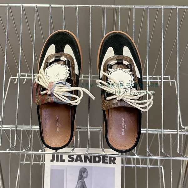 ���� ���̺��� �� ����Ŀ�� LV3330522-1