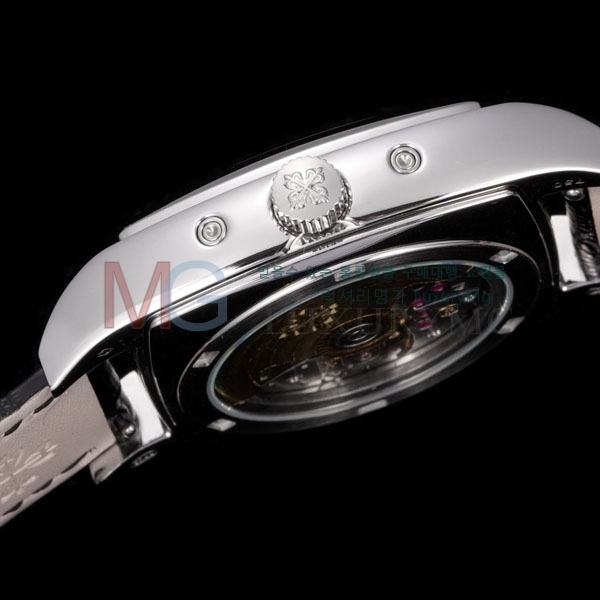 �����ʸ� �ð� 5135G-2