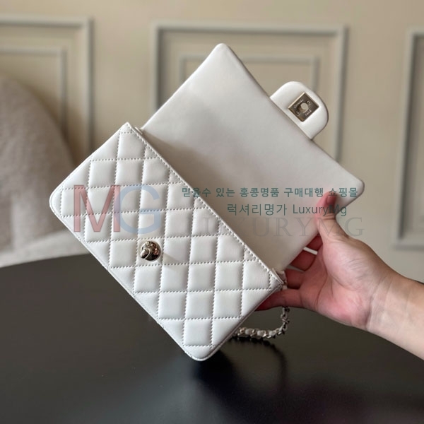 ��* Ŭ���� ���̴� �ڵ�� AS2431-504