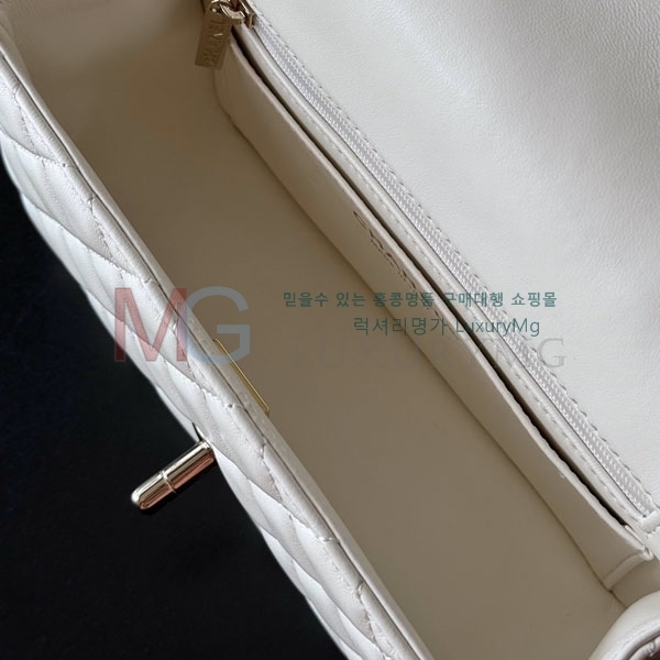 ��* Ŭ���� ���̴� �ڵ�� AS2431-504