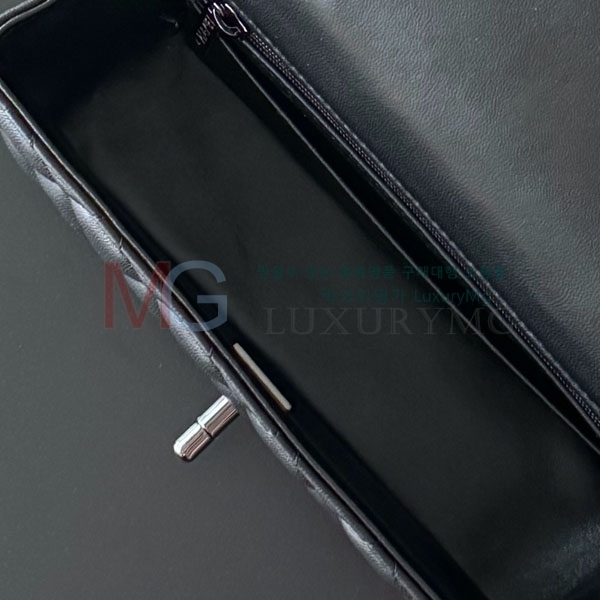 ��* Ŭ���� ���̴� �ڵ�� AS2431-500