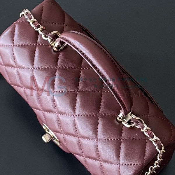 ��* Ŭ���� ���̴� �ڵ�� AS2431-506