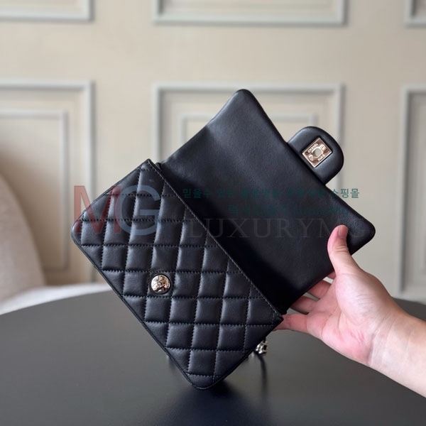 ��* Ŭ���� ���̴� �ڵ�� AS2431-501