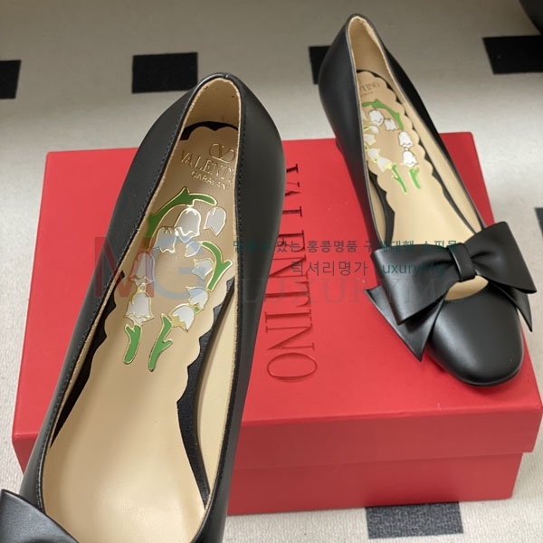 ���� �߷�Ƽ�� ������ V0069233-1