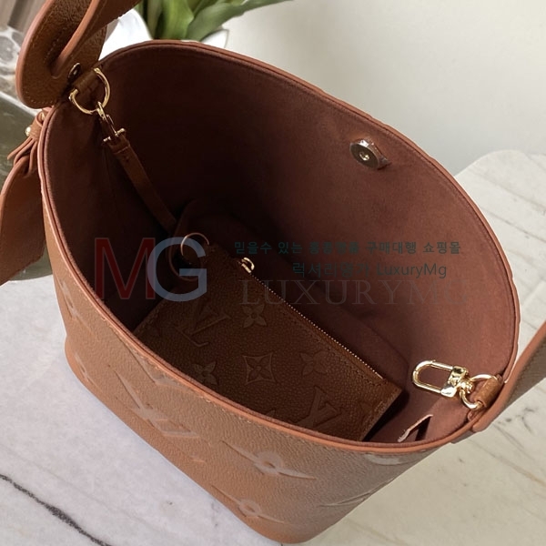 ���̺��� ���� BB M28220-1