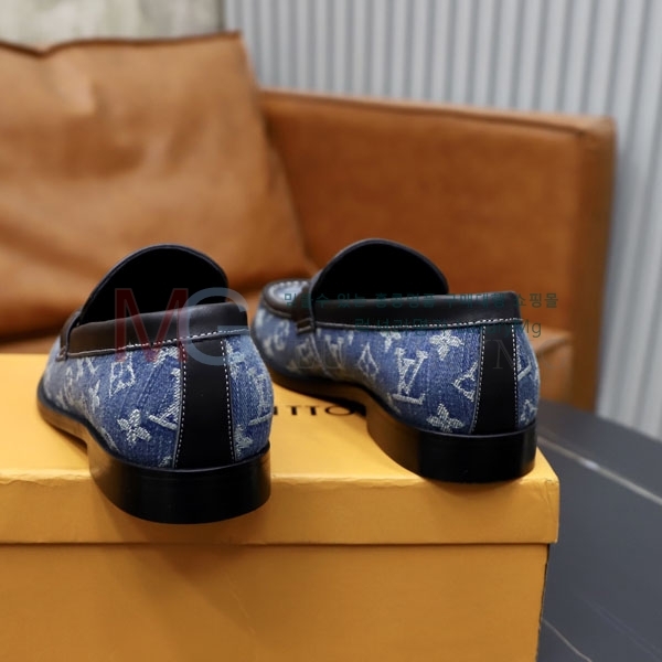  ̺ ĳ־  1LV3077805-3