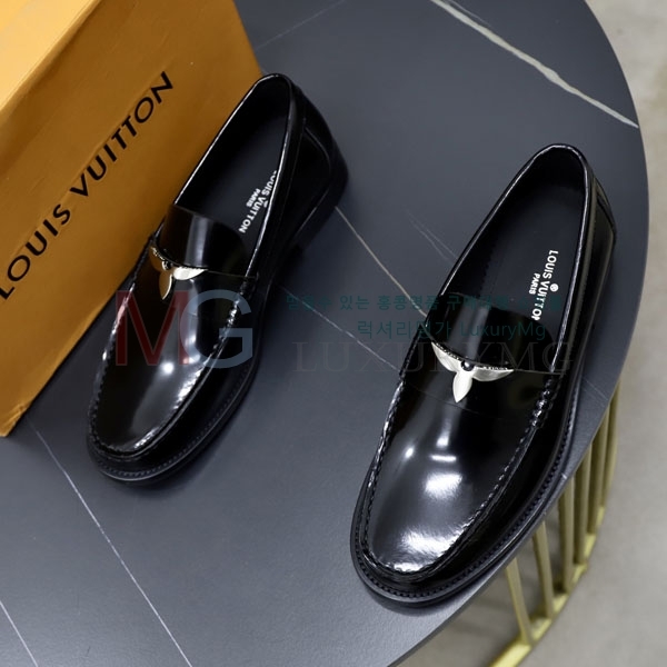  ̺ ĳ־  1LV3077806-4