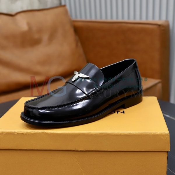  ̺ ĳ־  1LV3077806-4