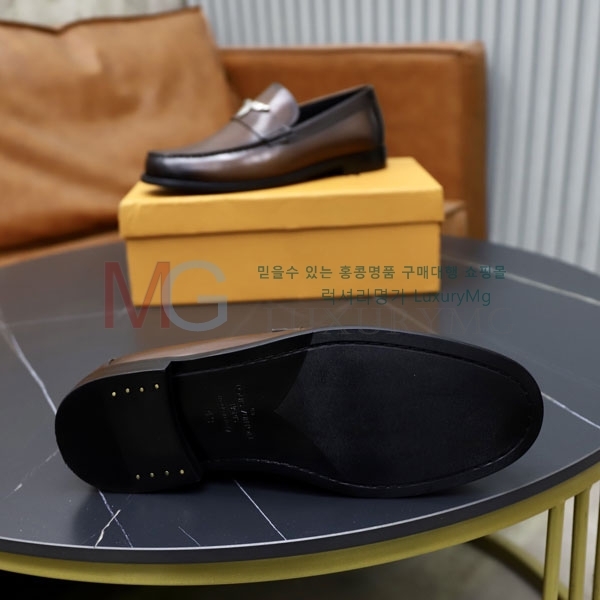  ̺ ĳ־  1LV3077806-1