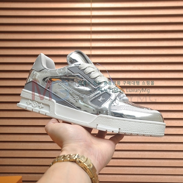 �������� ���̺��� ����Ŀ�� LV336011