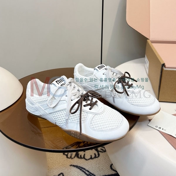 �������� �̿�̿� ����Ŀ�� M5M66011-3