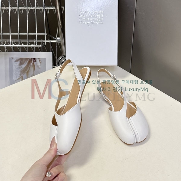  �������������� �÷����� ���� MZ608842