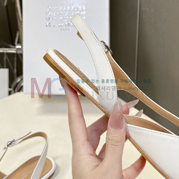  �������������� �÷����� ���� MZ608842