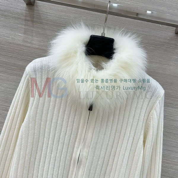 ���� �η�**�� ������ ����� ��Ŷ LP451044-1