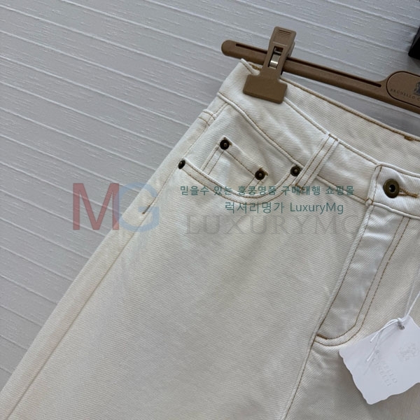 ���� ���ڷ� ��ġ�ڸ� ���� ���� BC1567032-2