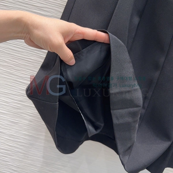 ���� �ο��� ��ĿƮ LW25456456-5