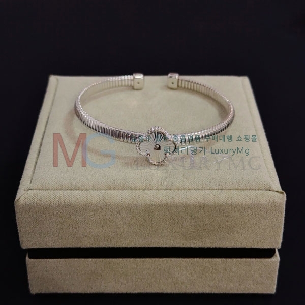 ��Ŭ���� �� ���� ���� VA45023-10