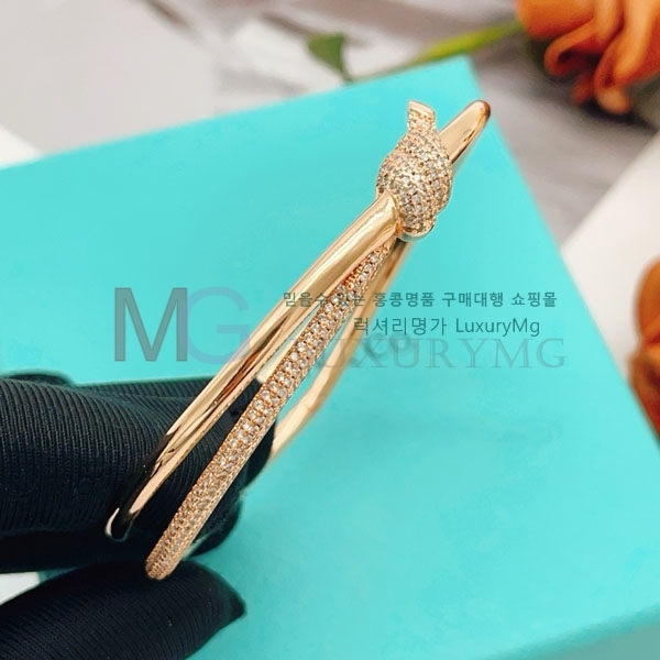 Ƽ�Ĵ� ���� �������� TF45608-2