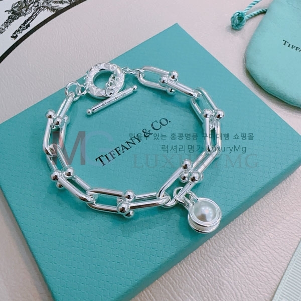 Ƽ�Ĵ� ���� �������� TF45608-9