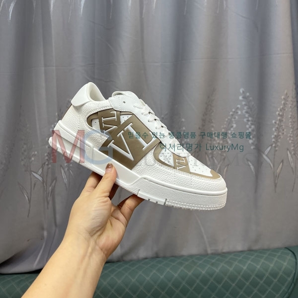  ���� �߷�Ƽ�� ����Ŀ�� V6A36605-1