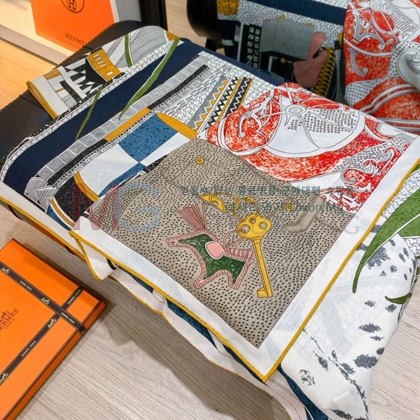 �����޽� ���÷�/��ī�� HE234023-20