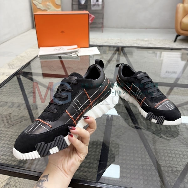 ���� �����޽� ����Ŀ�� HE566301-2