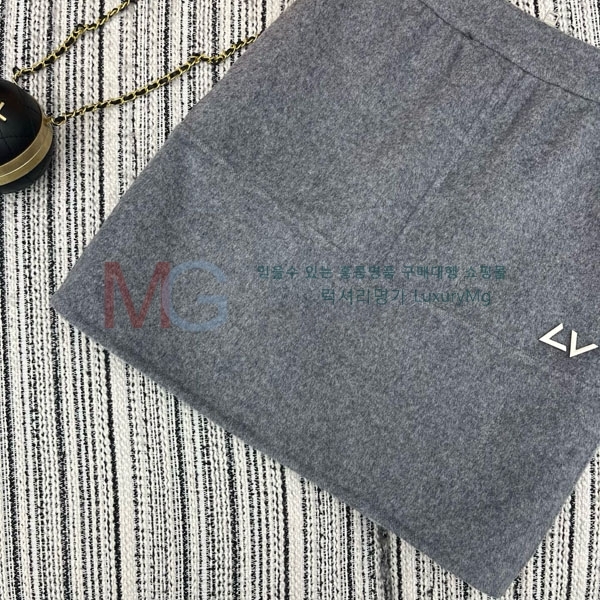 ���� ���̺��� ��ĿƮ LV565704-1