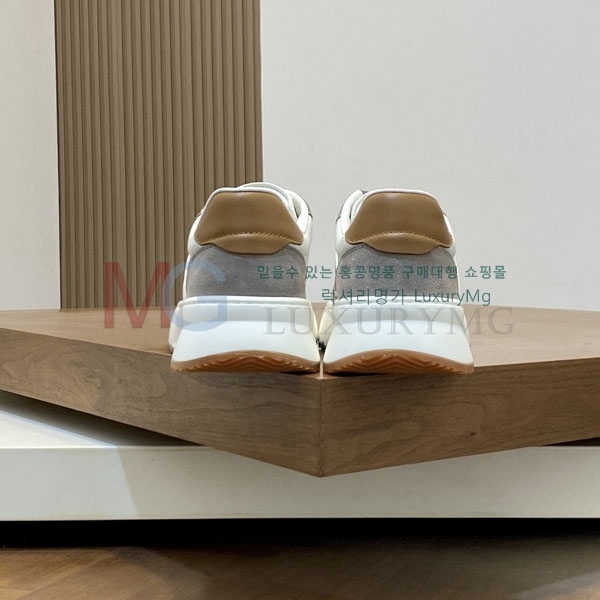 ���ڷ� ��ġ�ڸ� ����Ŀ�� B1C72660