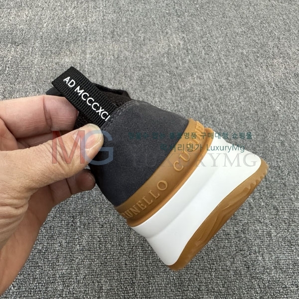 ���ڷ� ��ġ�ڸ� ����Ŀ�� BC771153-8