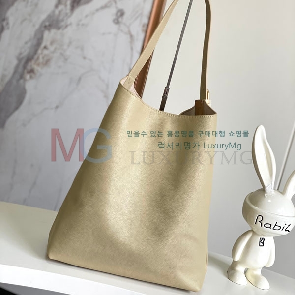  ���̺��� �ο� Ű ȣ���� MM M24856-23