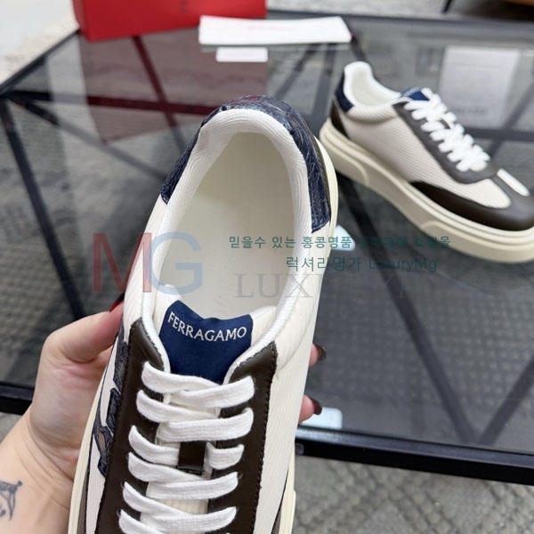 ���� �䷹���� ����Ŀ�� 3F66609-5