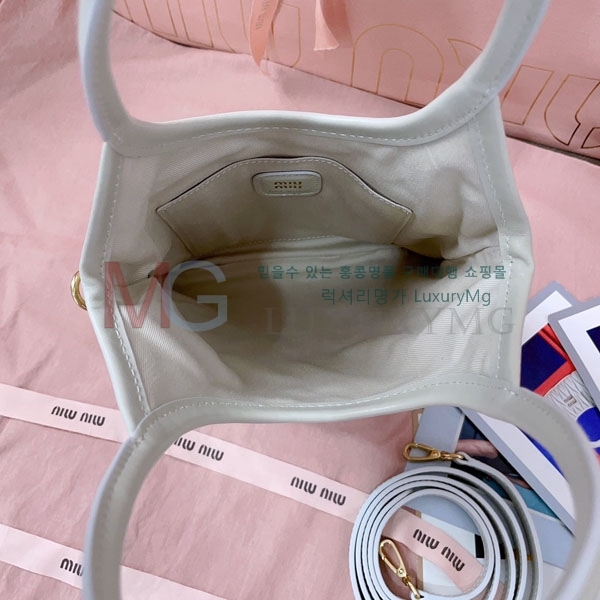 �̿�̿� ũ����Ż ���̺� �����-201