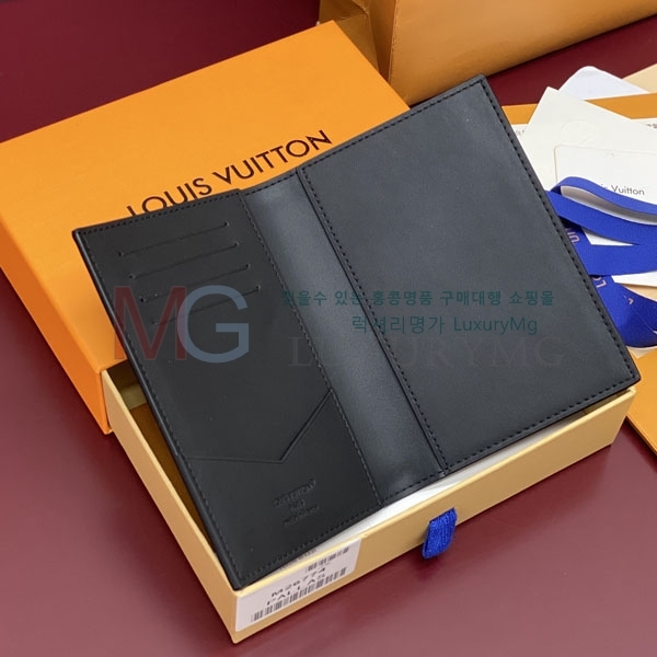 ���̺��� �н���Ʈ Ŀ�� �������� M26774-1