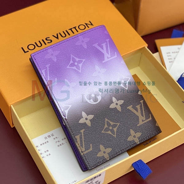 ���̺��� �н���Ʈ Ŀ�� �������� M28008-1