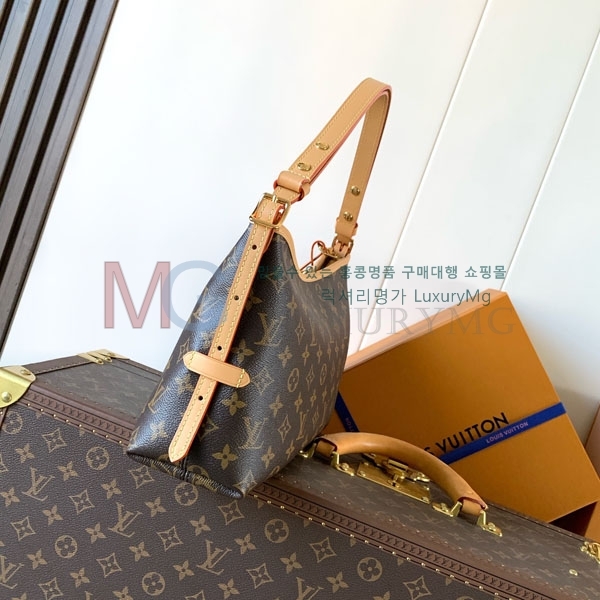 ���̺��� ĳ���� �̽�Ʈ ����Ʈ M28101-1