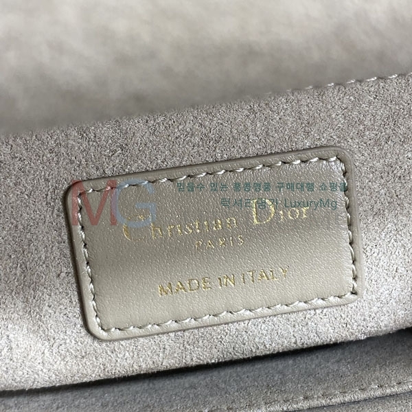 ��� ���� ���̵�� M078010-1