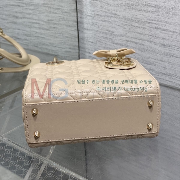 ��� ���� ���̵�� M078010-2