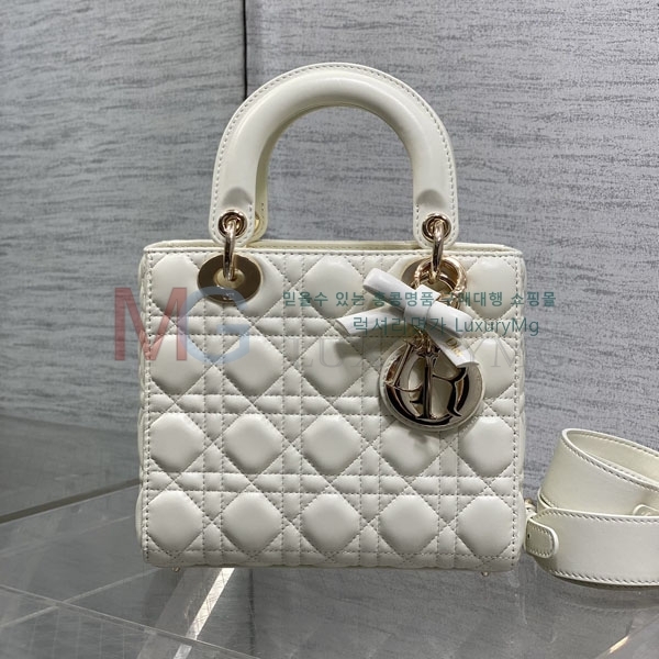 ��� ���� ���̵�� M078010-4