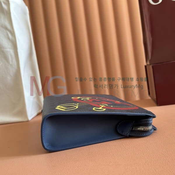 ���� ����Ʈ ���׷� �ƺ�ũ �Ŀ�ġ 855681-1