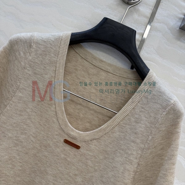 ���� �̿�̿� ���� Ƽ���� MU484650-7